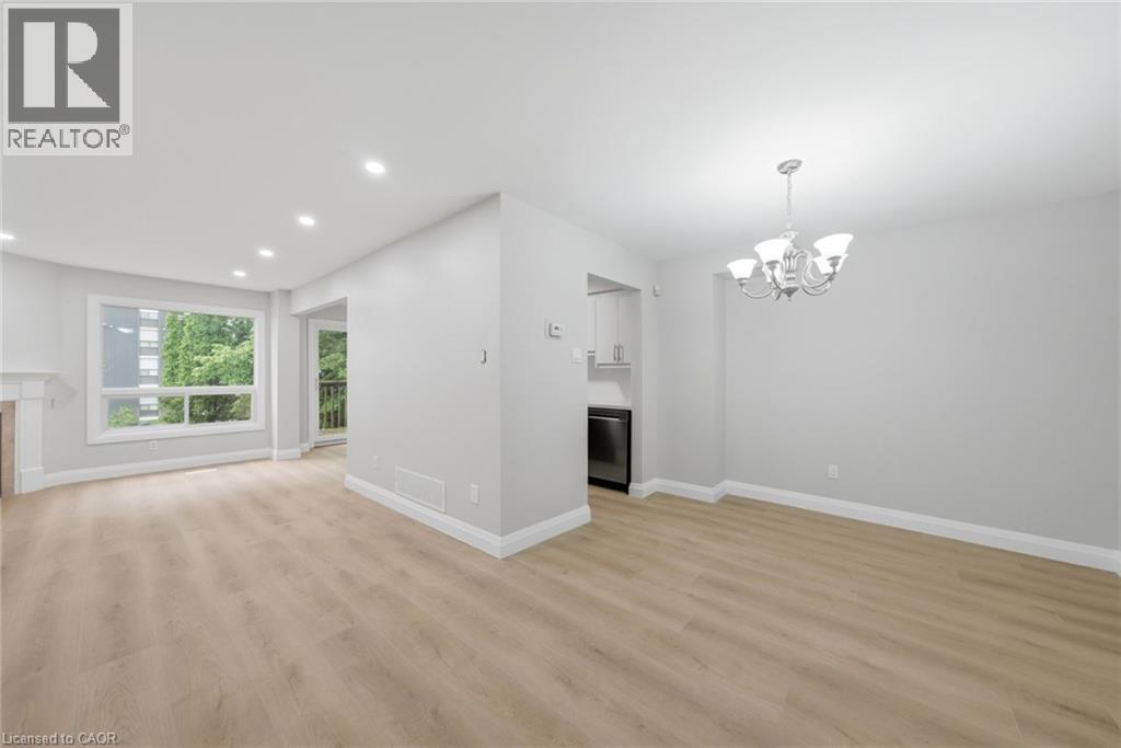 2155 Duncaster Drive Unit# 2, Burlington, Ontario  L7P 4R3 - Photo 8 - 40837903