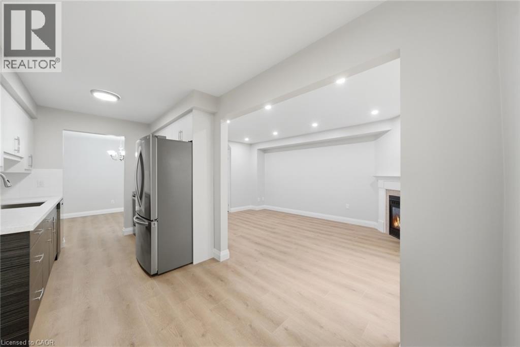 2155 Duncaster Drive Unit# 2, Burlington, Ontario  L7P 4R3 - Photo 16 - 40837903