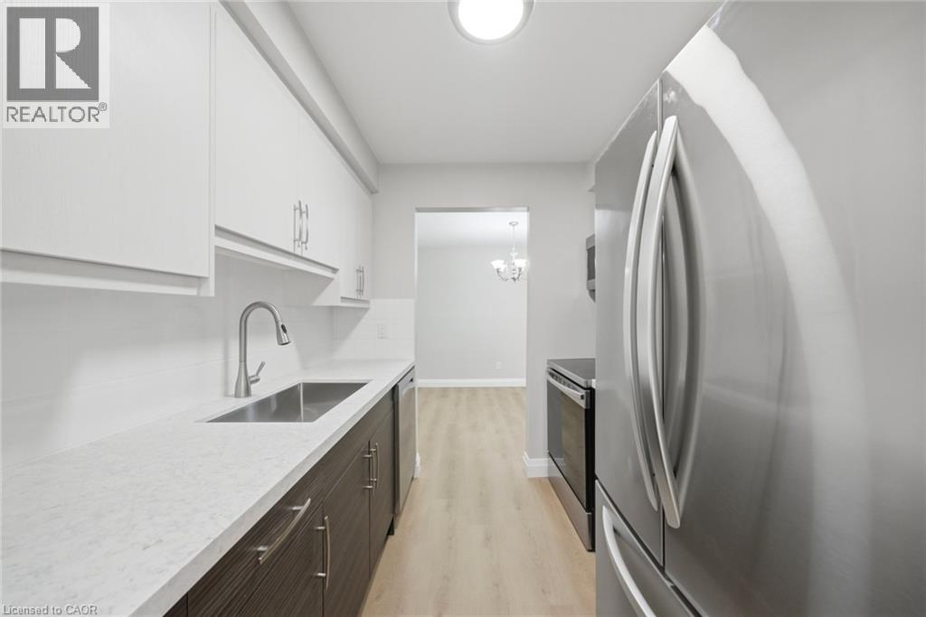 2155 Duncaster Drive Unit# 2, Burlington, Ontario  L7P 4R3 - Photo 14 - 40837903