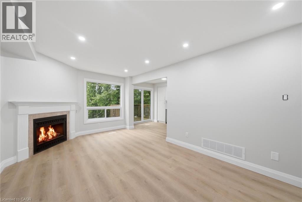 2155 Duncaster Drive Unit# 2, Burlington, Ontario  L7P 4R3 - Photo 6 - 40837903