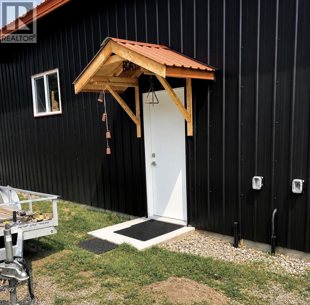 4030 Kettle Valley Road S, Rock Creek, British Columbia  V0H 1Y0 - Photo 14 - 10396740