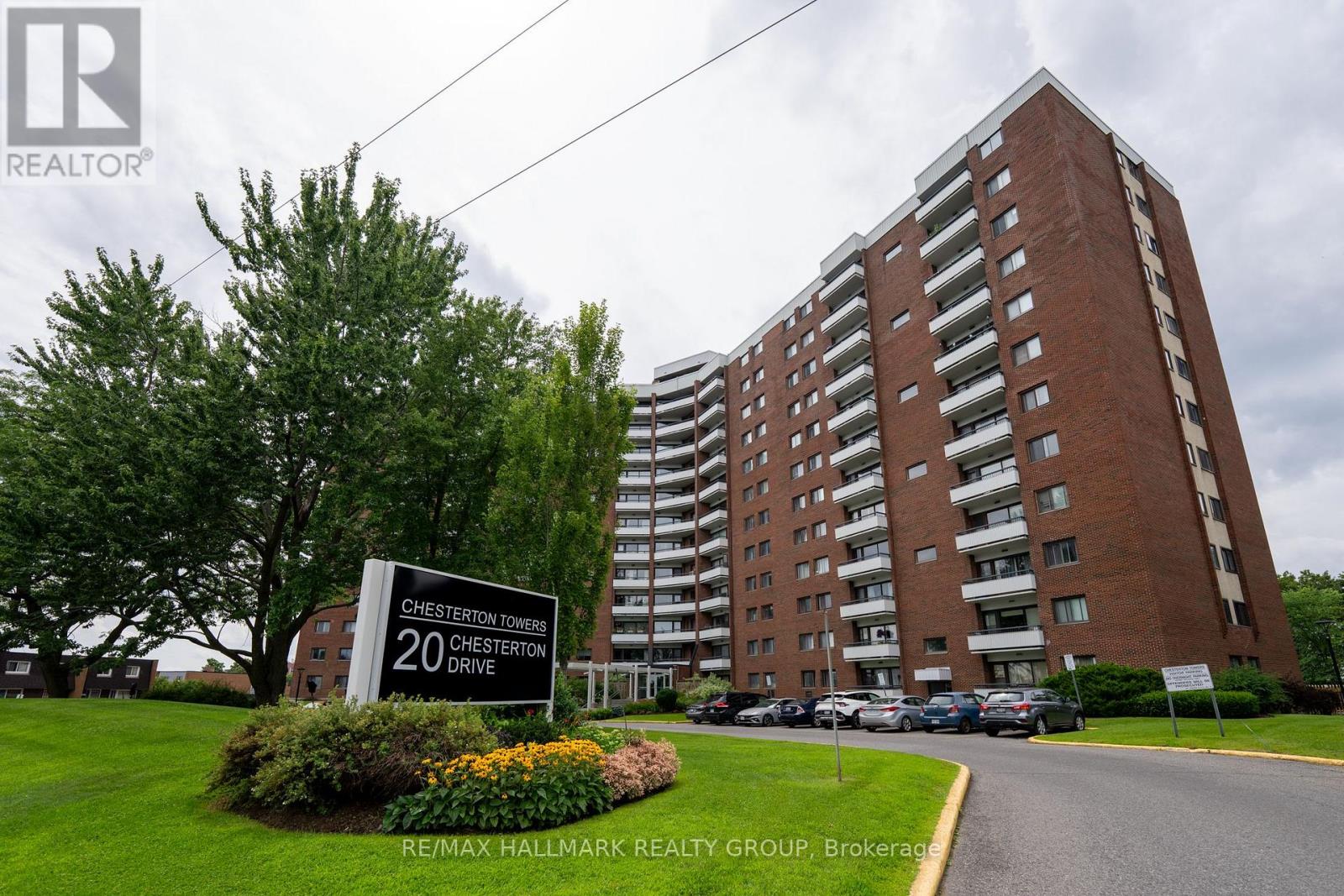 906 - 20 CHESTERTON DRIVE, Ottawa, Ontario
