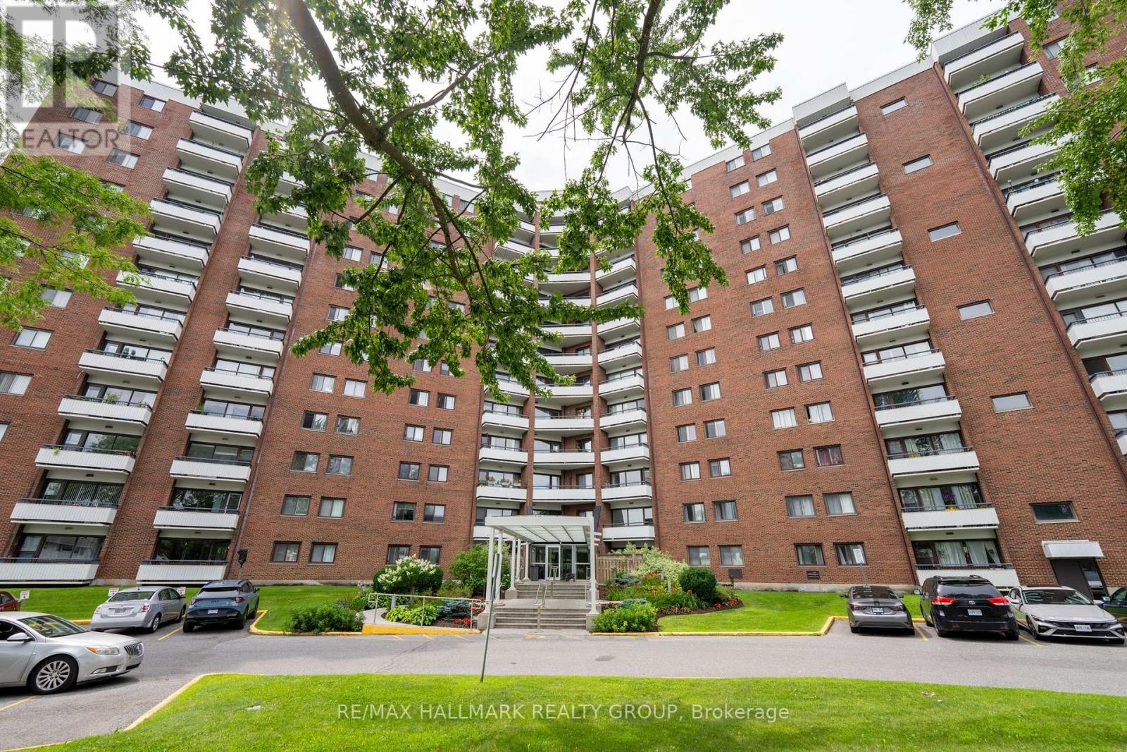 906 - 20 Chesterton Drive, Ottawa, Ontario  K2E 6Z7 - Photo 2 - X13667250