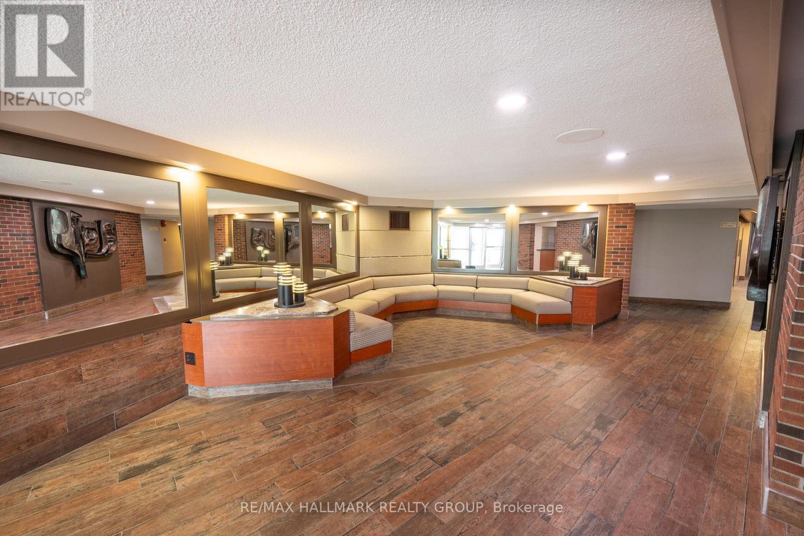 906 - 20 Chesterton Drive, Ottawa, Ontario  K2E 6Z7 - Photo 4 - X13667250
