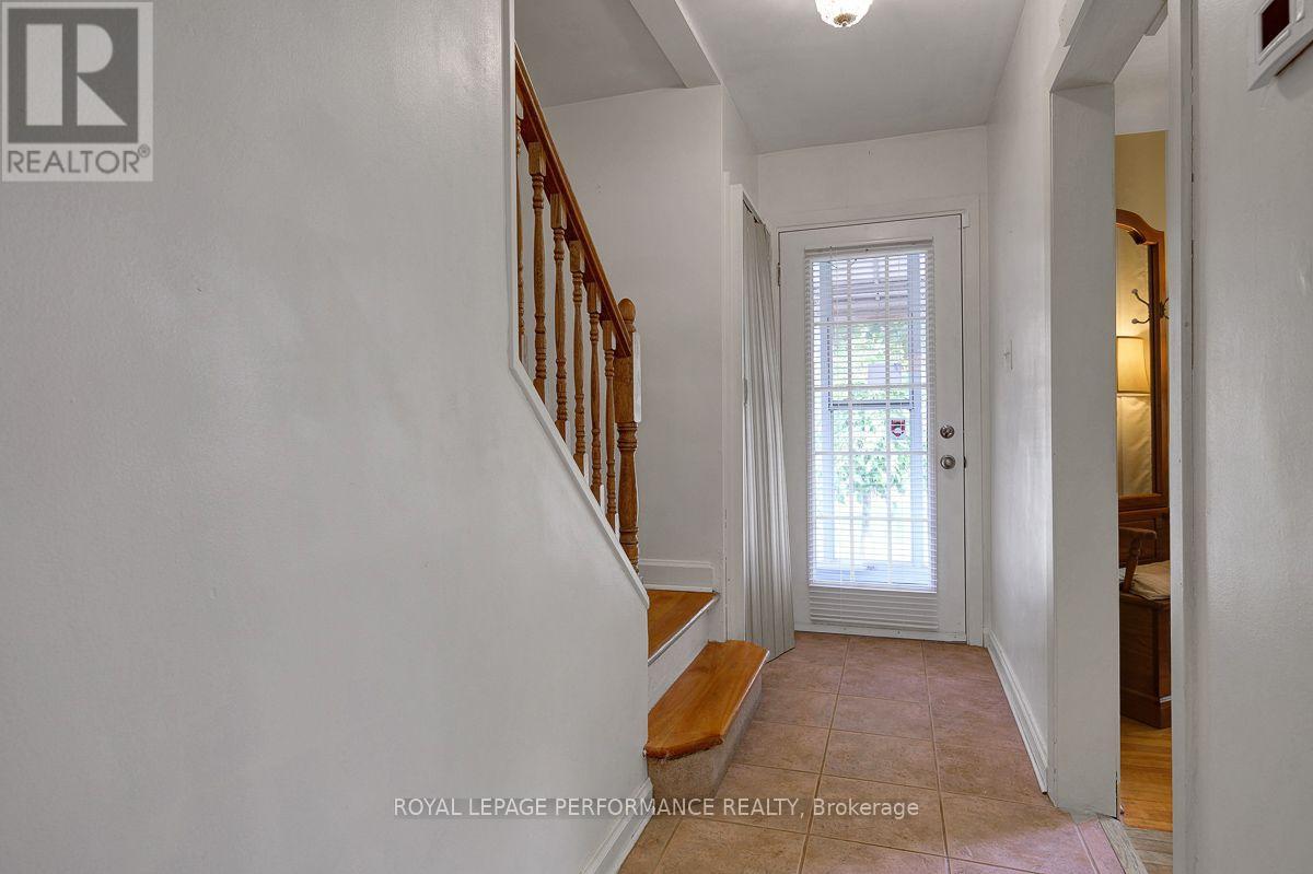 550 Wolffdale Crescent, Ottawa, Ontario  K1K 1N5 - Photo 4 - X13667258