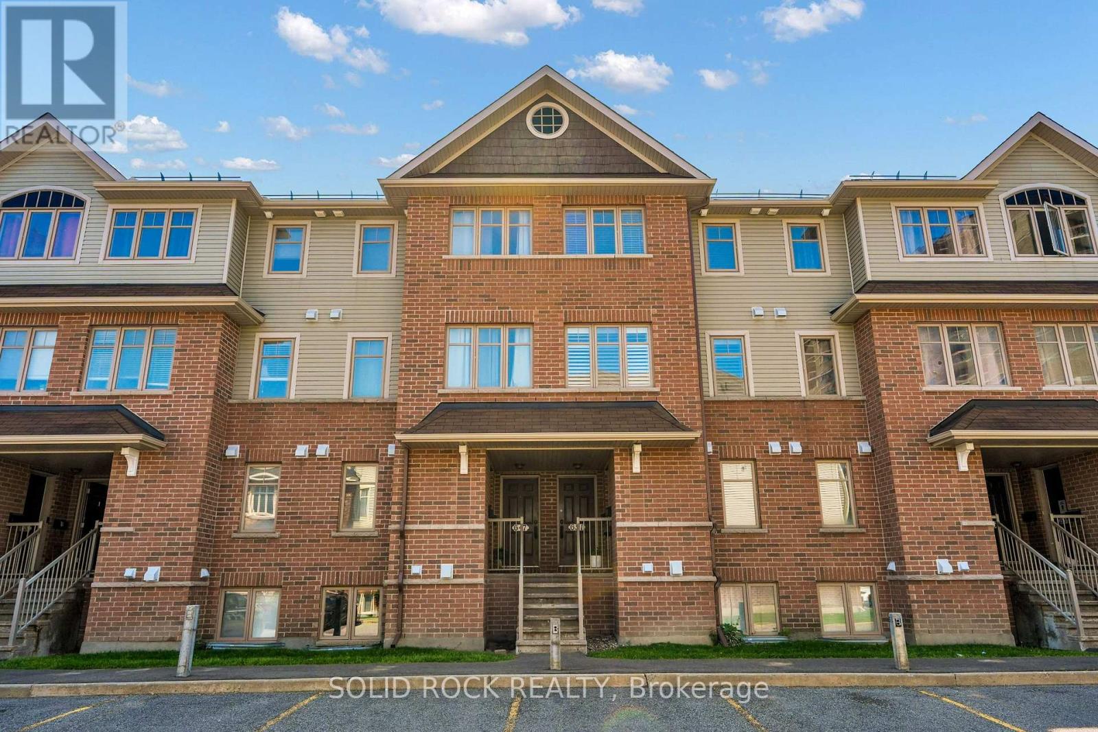 645 Reardon Private, Ottawa, Ontario  K1V 2K8 - Photo 2 - X13667442