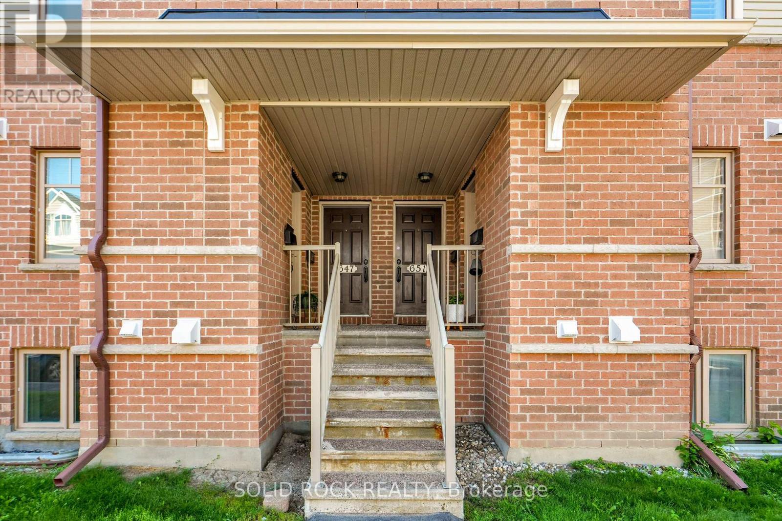 645 Reardon Private, Ottawa, Ontario  K1V 2K8 - Photo 4 - X13667442