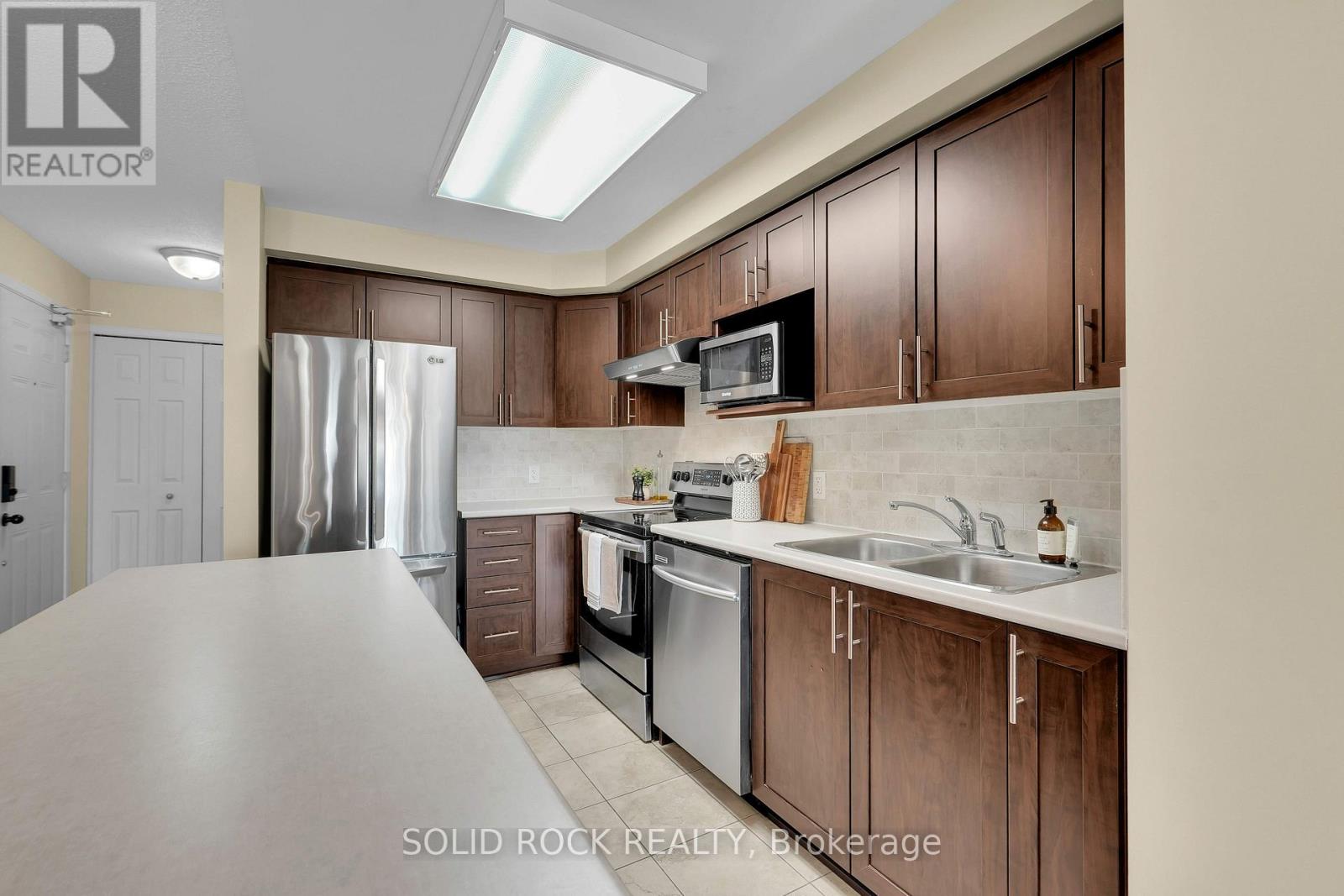 645 Reardon Private, Ottawa, Ontario  K1V 2K8 - Photo 9 - X13667442