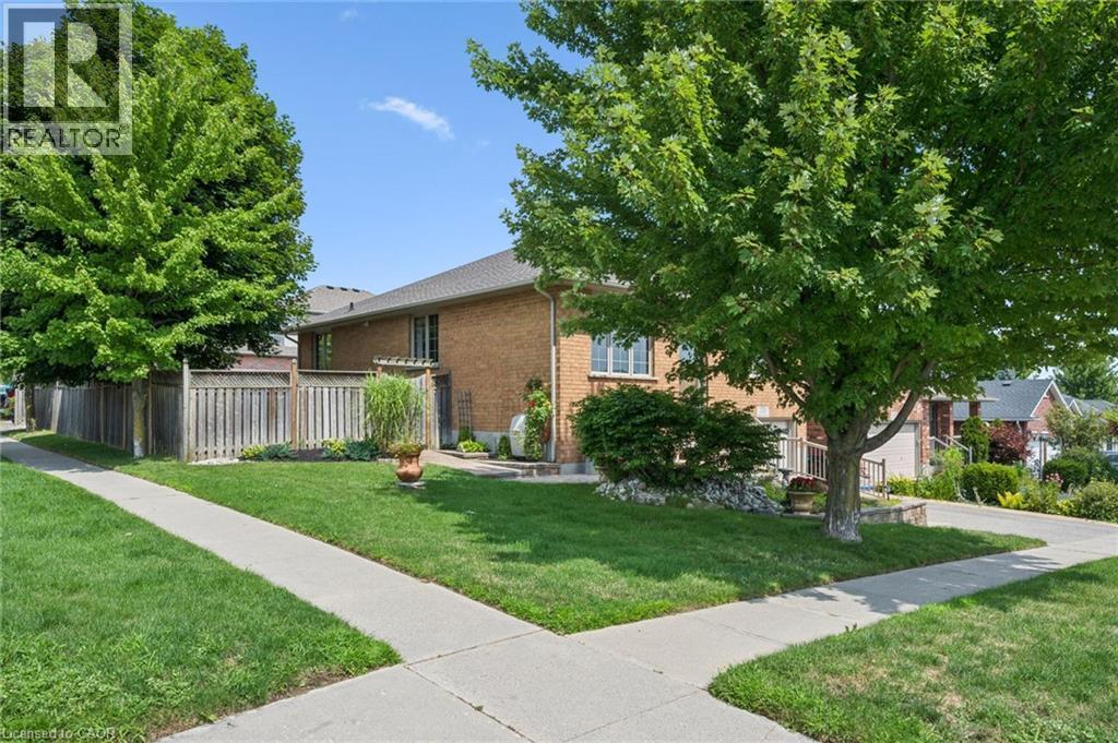 139 Attwood Drive, Cambridge, Ontario  N1T 2A5 - Photo 6 - 40852579
