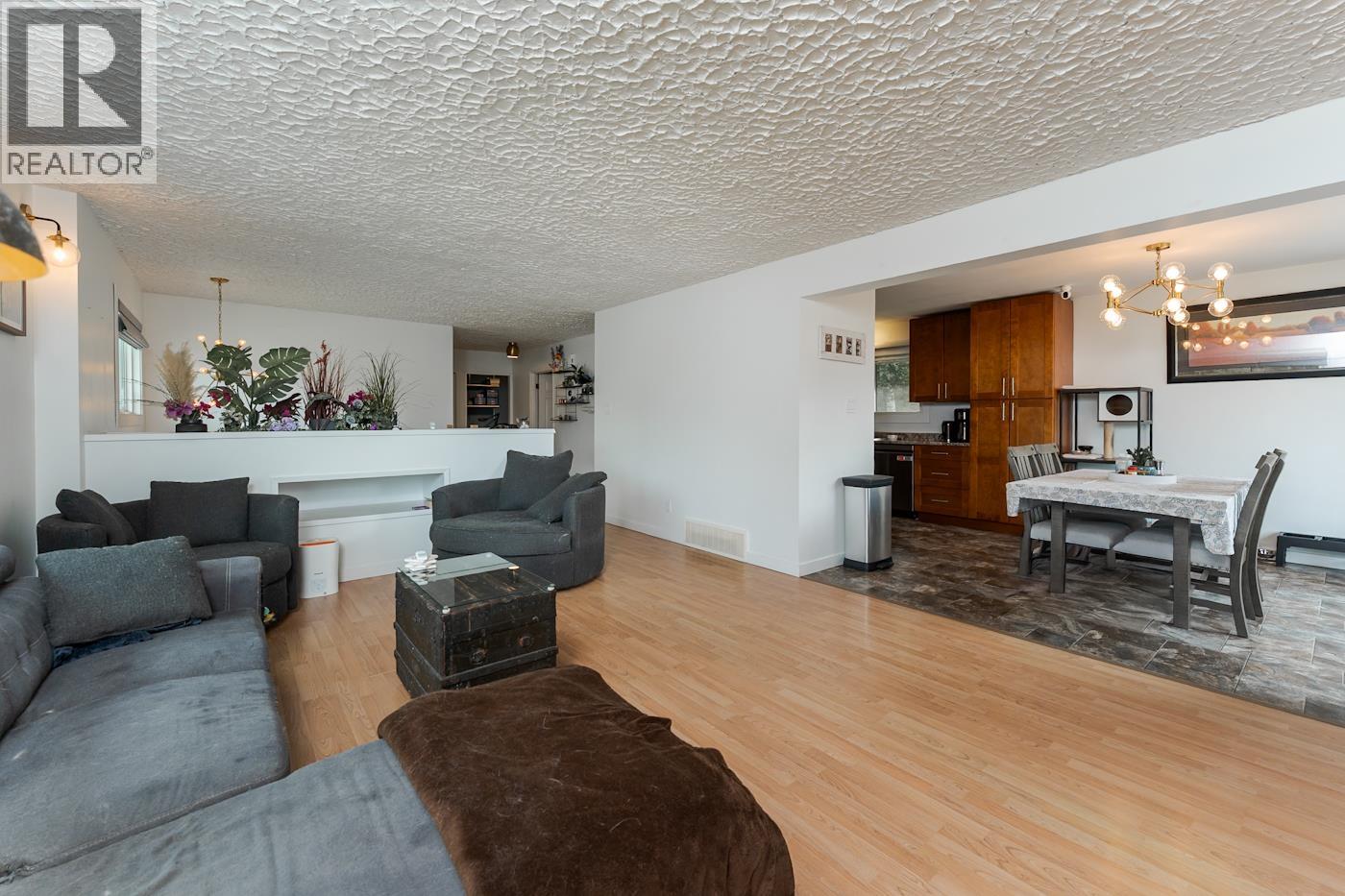 1880 Houghtaling Road, Prince George, British Columbia  V2K 1L6 - Photo 6 - R3155147