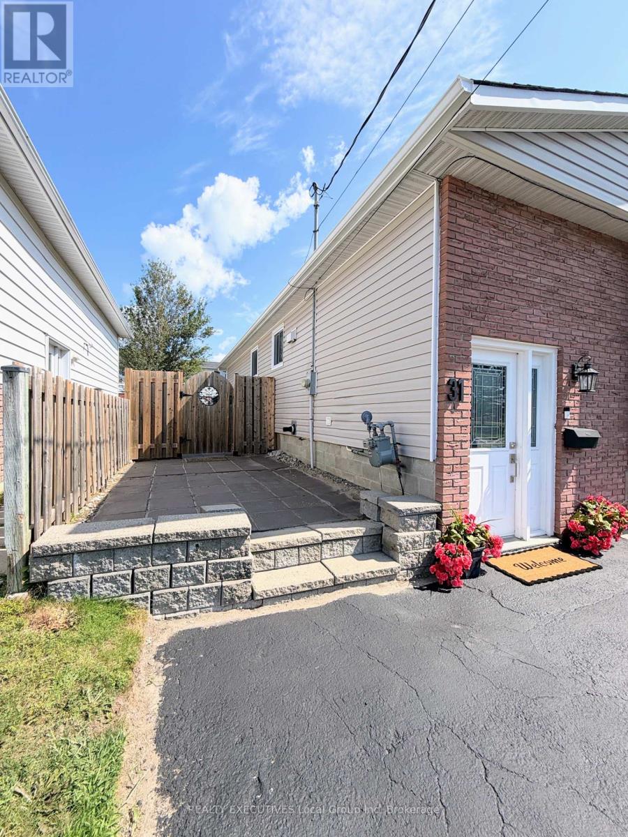 31 Mcgibbon Street, North Bay, Ontario  P1B 8T5 - Photo 46 - X13667264