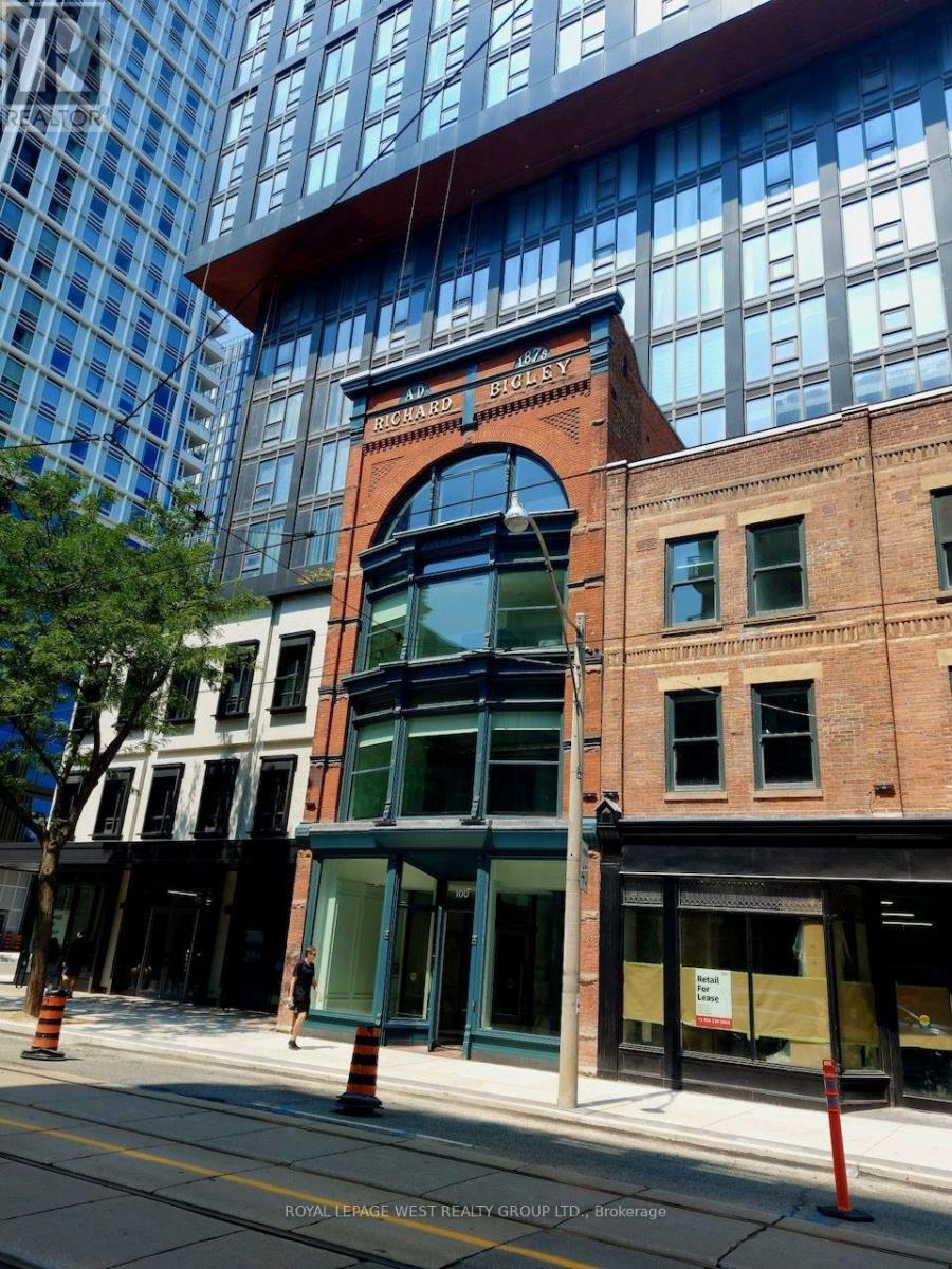3709 - 100 Queen Street E, Toronto, Ontario  M5H 2N2 - Photo 2 - C13667280