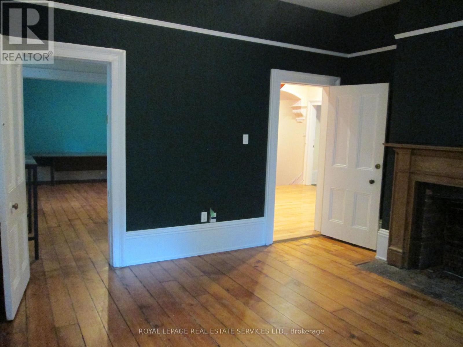 10 Trinity Square, Toronto, Ontario  M5G 1B1 - Photo 11 - C13667286
