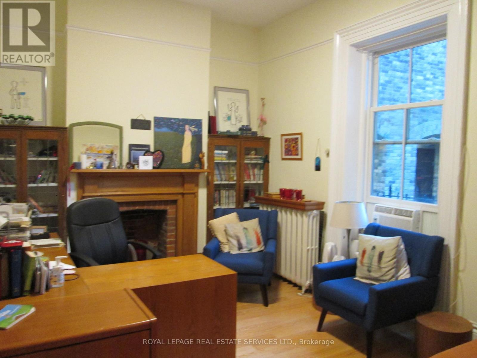 10 Trinity Square, Toronto, Ontario  M5G 1B1 - Photo 3 - C13667286