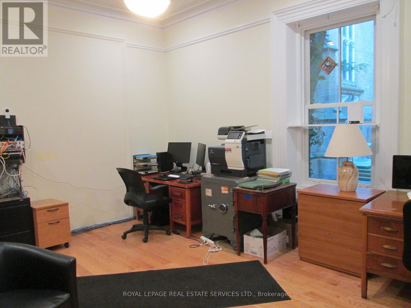 10 Trinity Square, Toronto, Ontario  M5G 1B1 - Photo 6 - C13667286