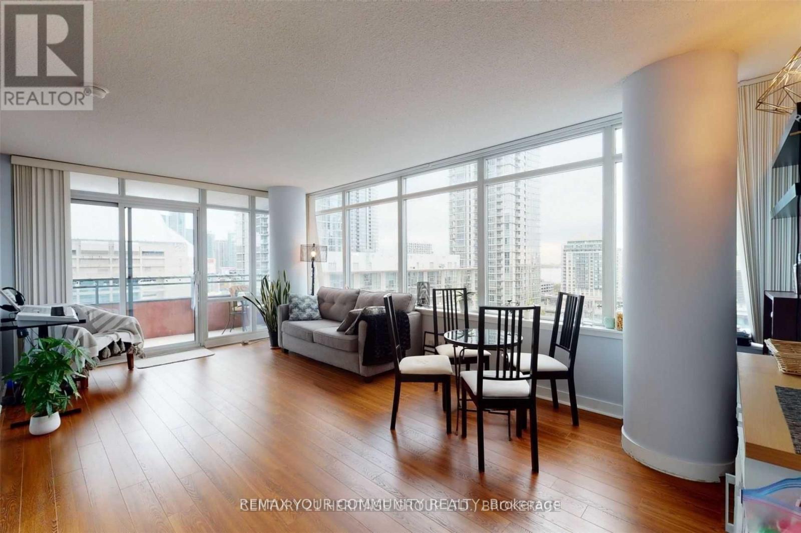 919 - 4k Spadina Avenue, Toronto, Ontario  M5V 3Y9 - Photo 11 - C13667494