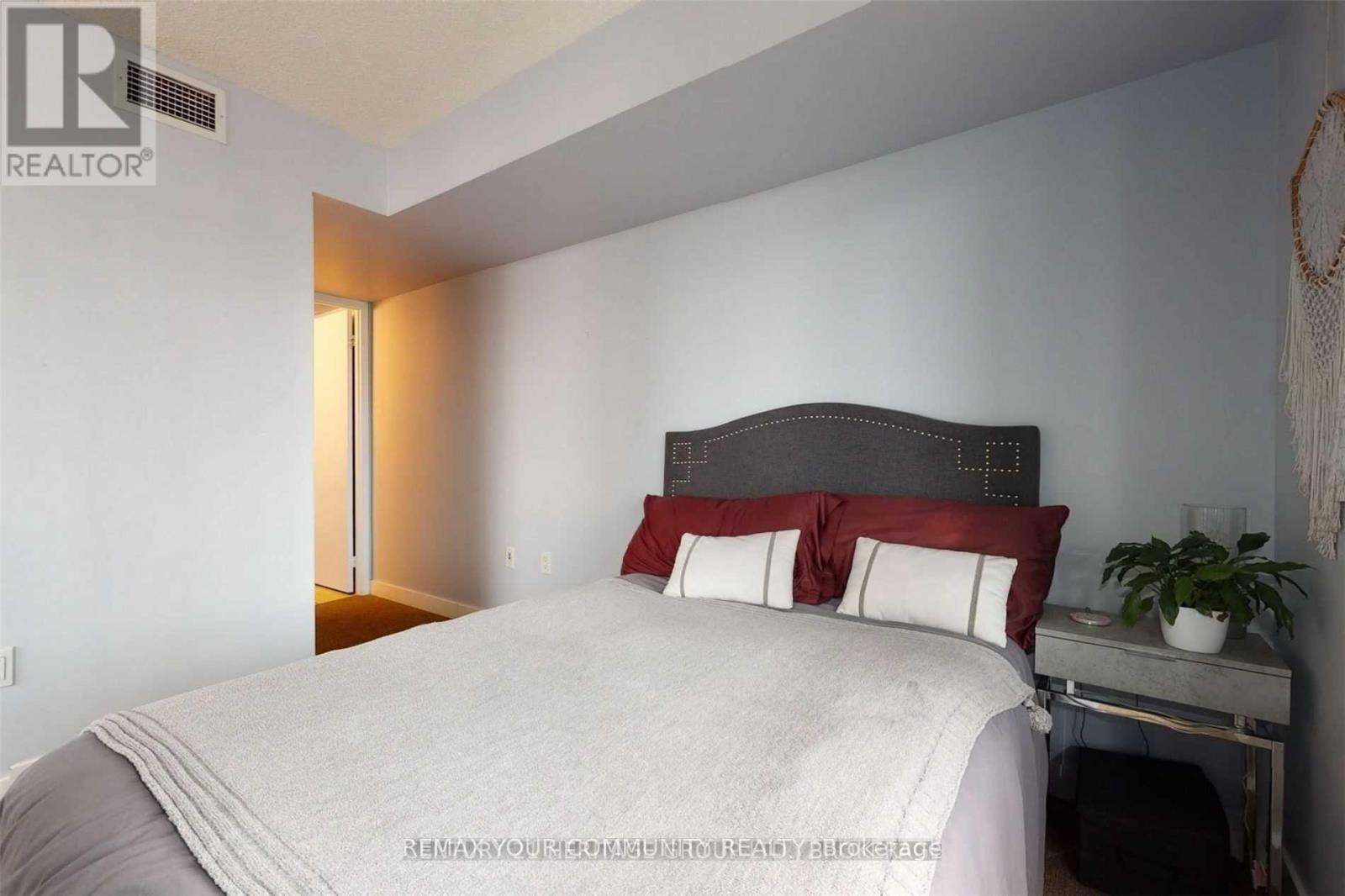 919 - 4k Spadina Avenue, Toronto, Ontario  M5V 3Y9 - Photo 18 - C13667494