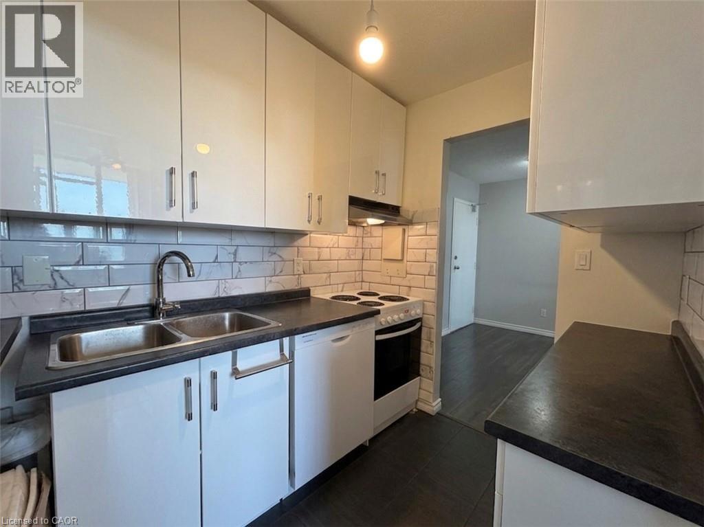 15 Nicklaus Drive Unit# 910, Hamilton, Ontario  L8K 5J5 - Photo 10 - 40855285