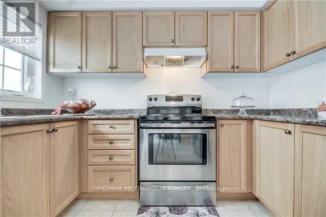 866 Audley Road S, Ajax, Ontario  L1Z 1M4 - Photo 7 - E13667410