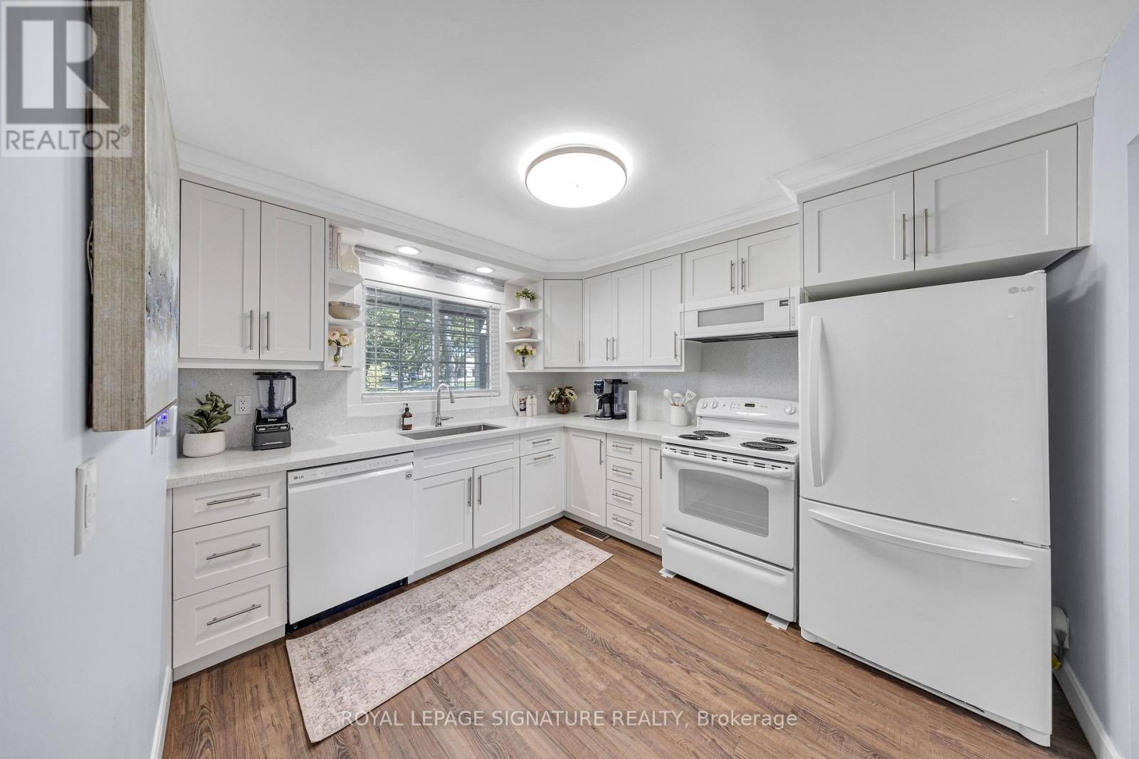 53 Banner Crescent, Ajax, Ontario  L1S 3S8 - Photo 6 - E13667462