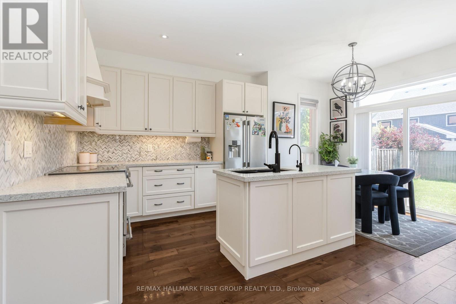 15 Hesham Drive, Whitby, Ontario  L1M 2J9 - Photo 17 - E13667518