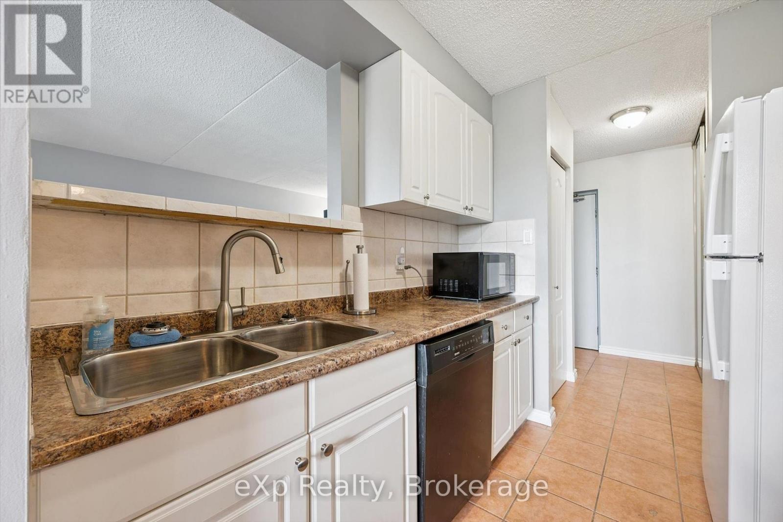 404 - 65 Silvercreek Parkway N, Guelph, Ontario N1H 7R9 - Photo 16 - X13667282