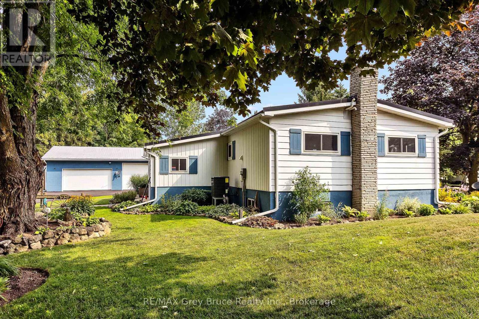 21571 GREY RD 16 ROAD E, Georgian Bluffs, Ontario