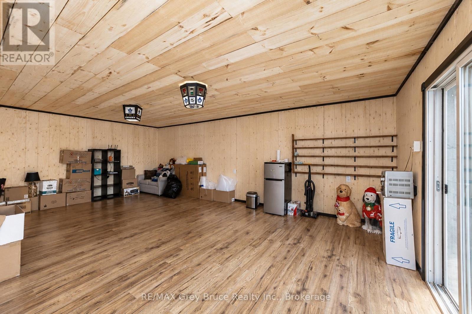 21571 Grey Rd 16 Road E, Georgian Bluffs, Ontario  N0H 2N0 - Photo 28 - X13667486