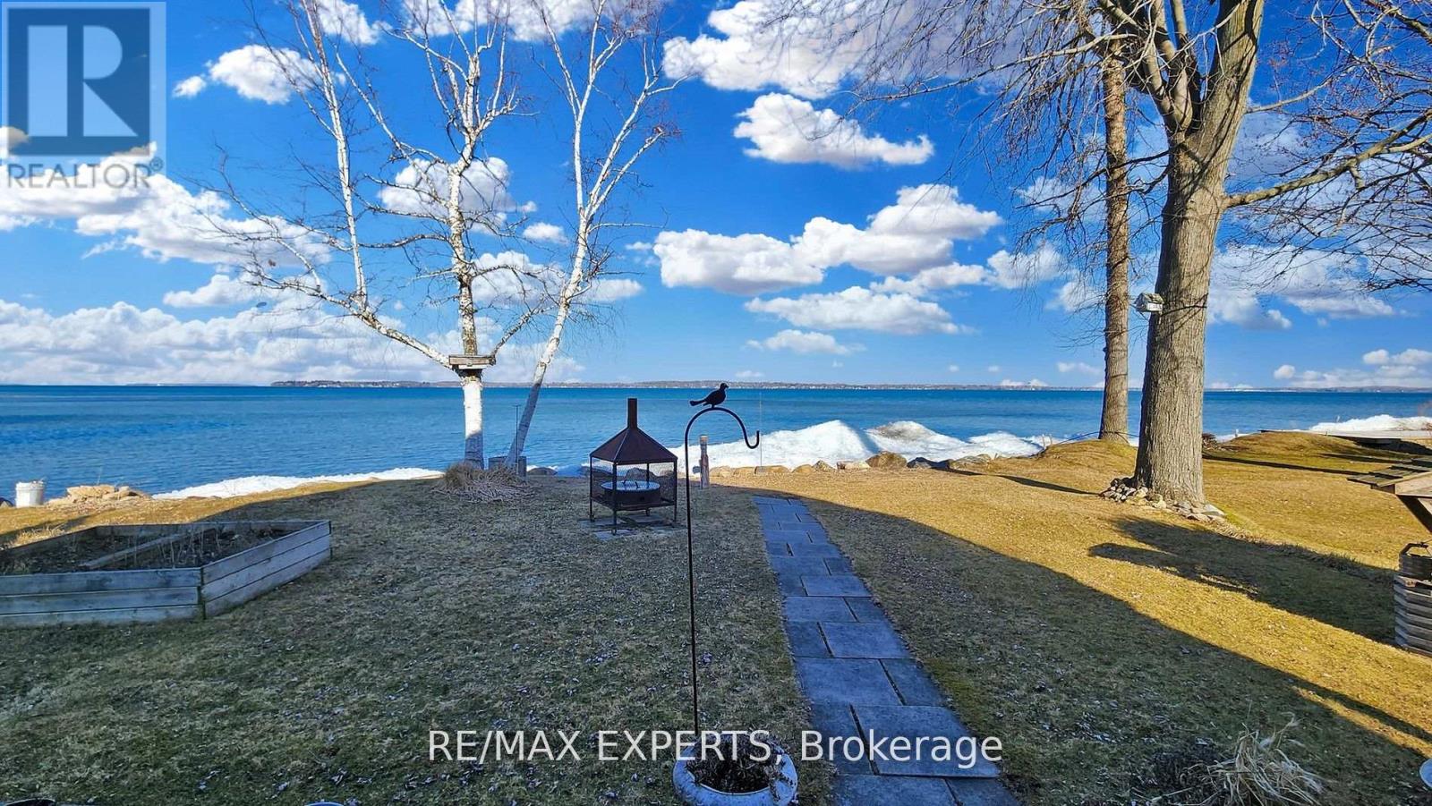 319 Limerick Street, Innisfil, Ontario L0L 1K0 - Photo 2 - N13667310
