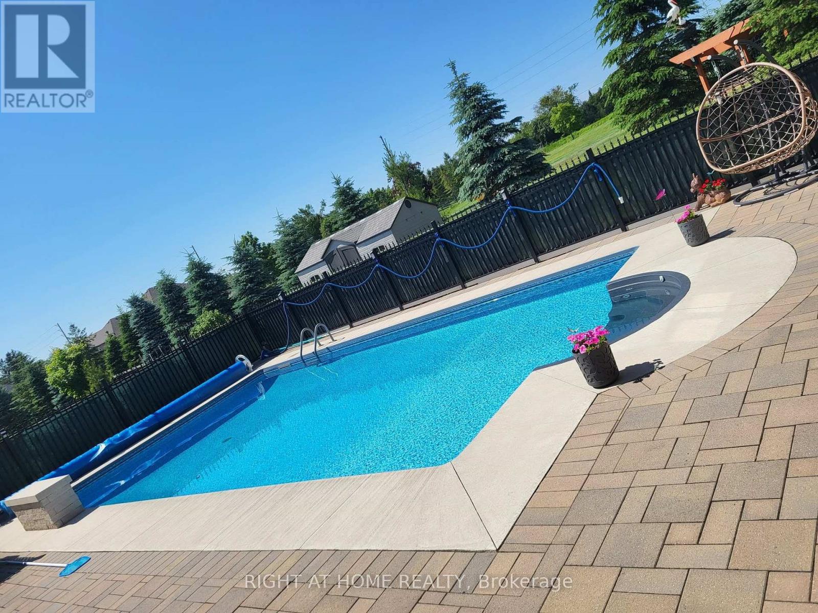 10 Brolley Crescent, Essa, Ontario  L0L 2N2 - Photo 47 - N13667506