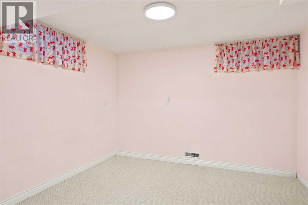 820 Canford Crescent SW, Calgary, Alberta  T2W 1L2 - Photo 32 - A2324534