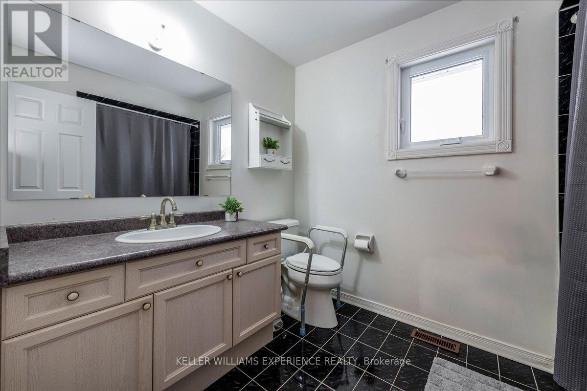 132 James Street, Barrie (Ardagh), Ontario  L4N 6X9 - Photo 30 - S13667260