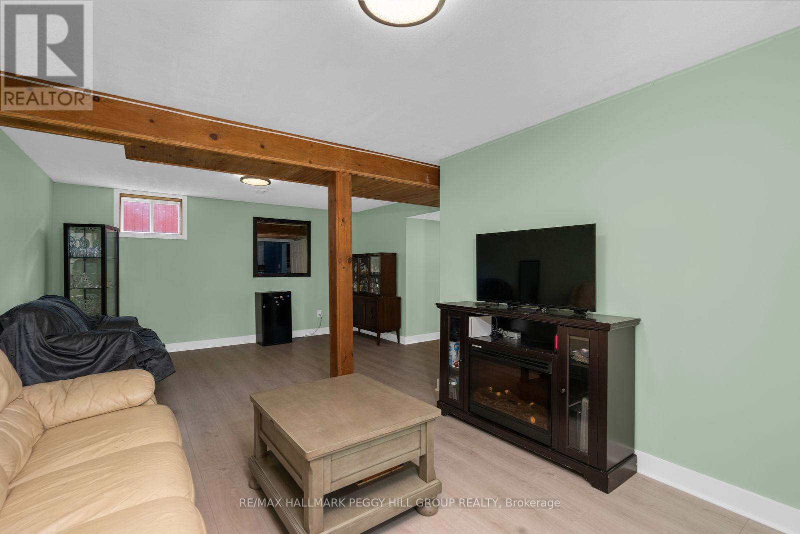 379 Wardell Street, Tay (Port Mcnicoll), Ontario  L0K 1R0 - Photo 10 - S13667354