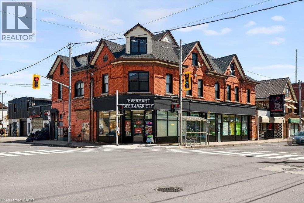 677 BARTON Street E, Hamilton, Ontario