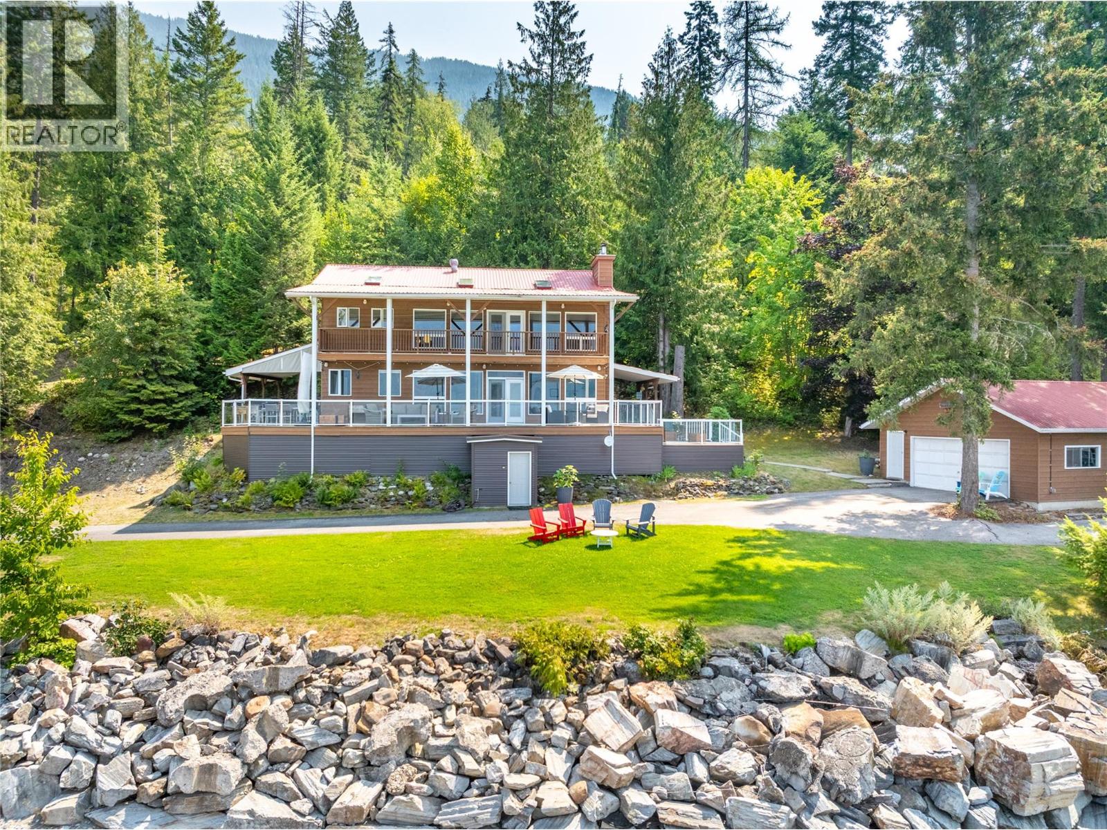 13883 3a Highway, Boswell, British Columbia  V0B 1A0 - Photo 3 - 10393244