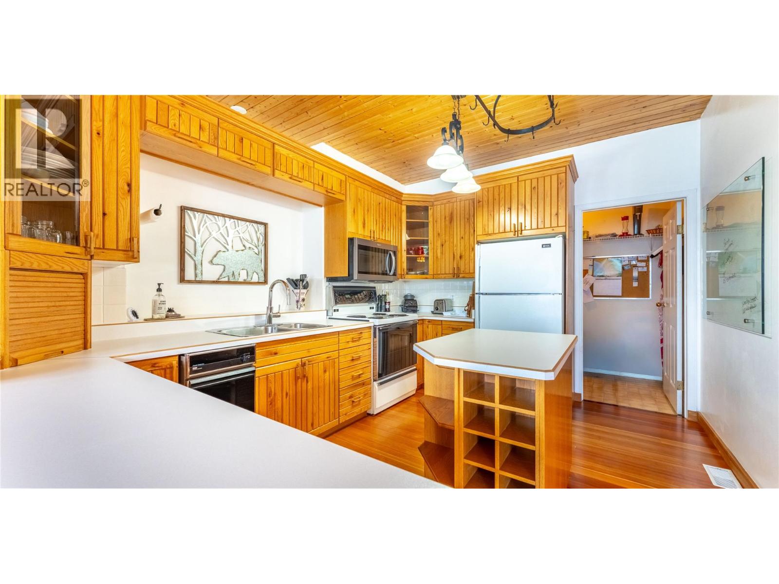 13883 3a Highway, Boswell, British Columbia  V0B 1A0 - Photo 39 - 10393244