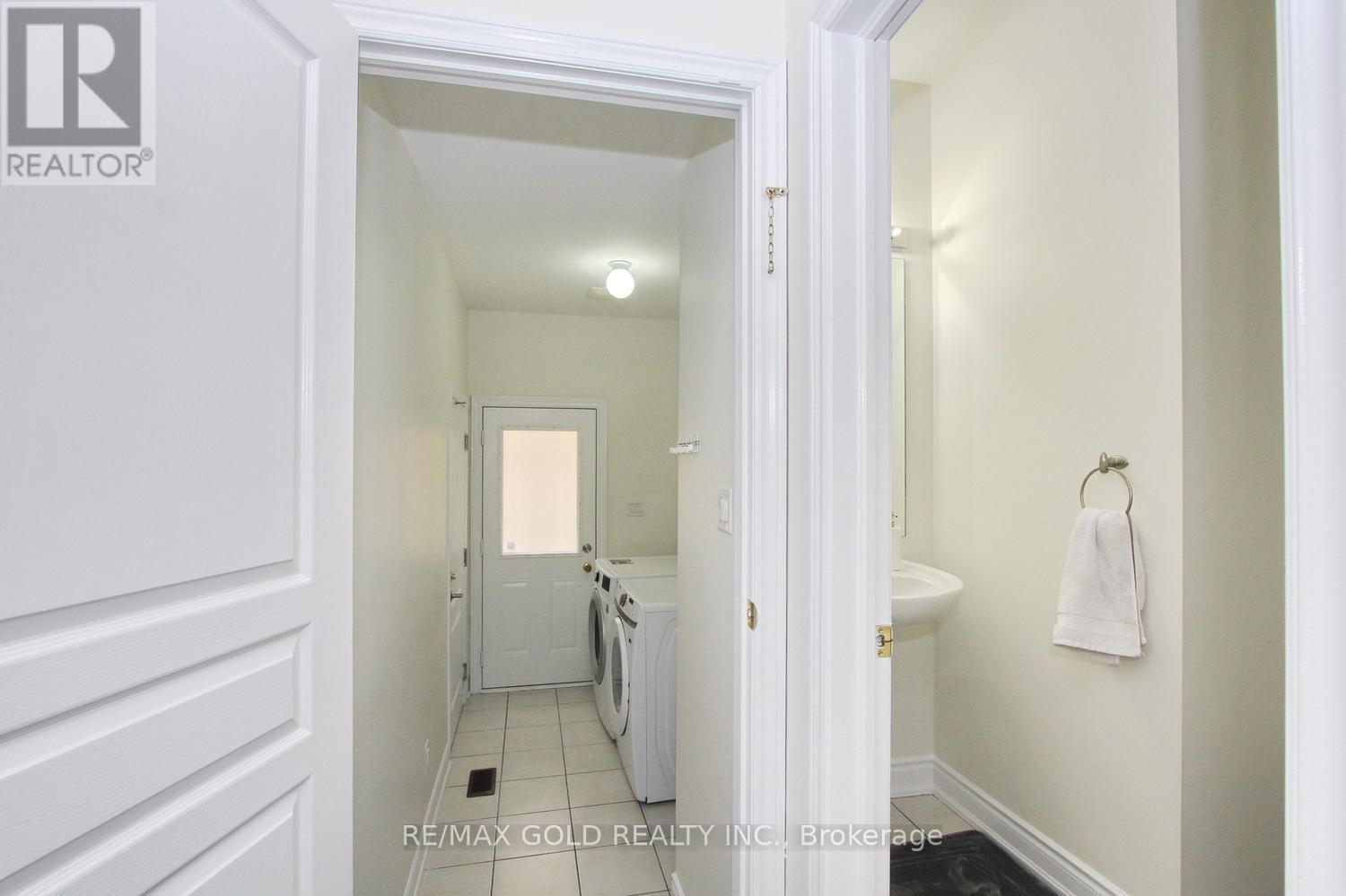 52 Bear Run Road, Brampton, Ontario  L6X 0E4 - Photo 11 - W13667288