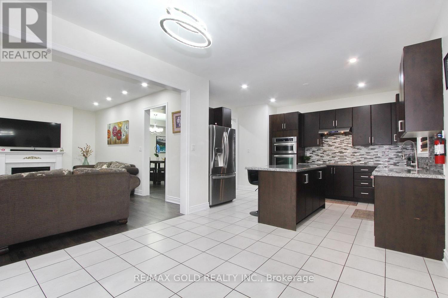 52 Bear Run Road, Brampton, Ontario  L6X 0E4 - Photo 16 - W13667288