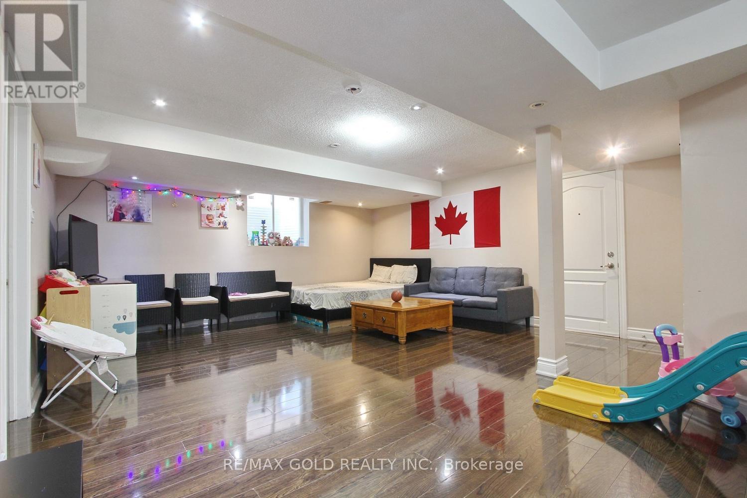 52 Bear Run Road, Brampton, Ontario  L6X 0E4 - Photo 47 - W13667288