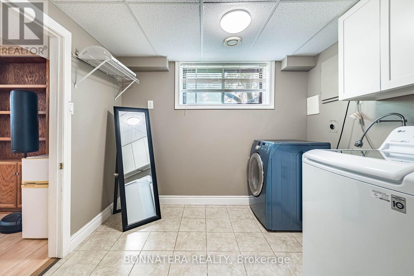 1324 Aldridge Crescent, Burlington, Ontario  L7M 1J1 - Photo 50 - W13667298