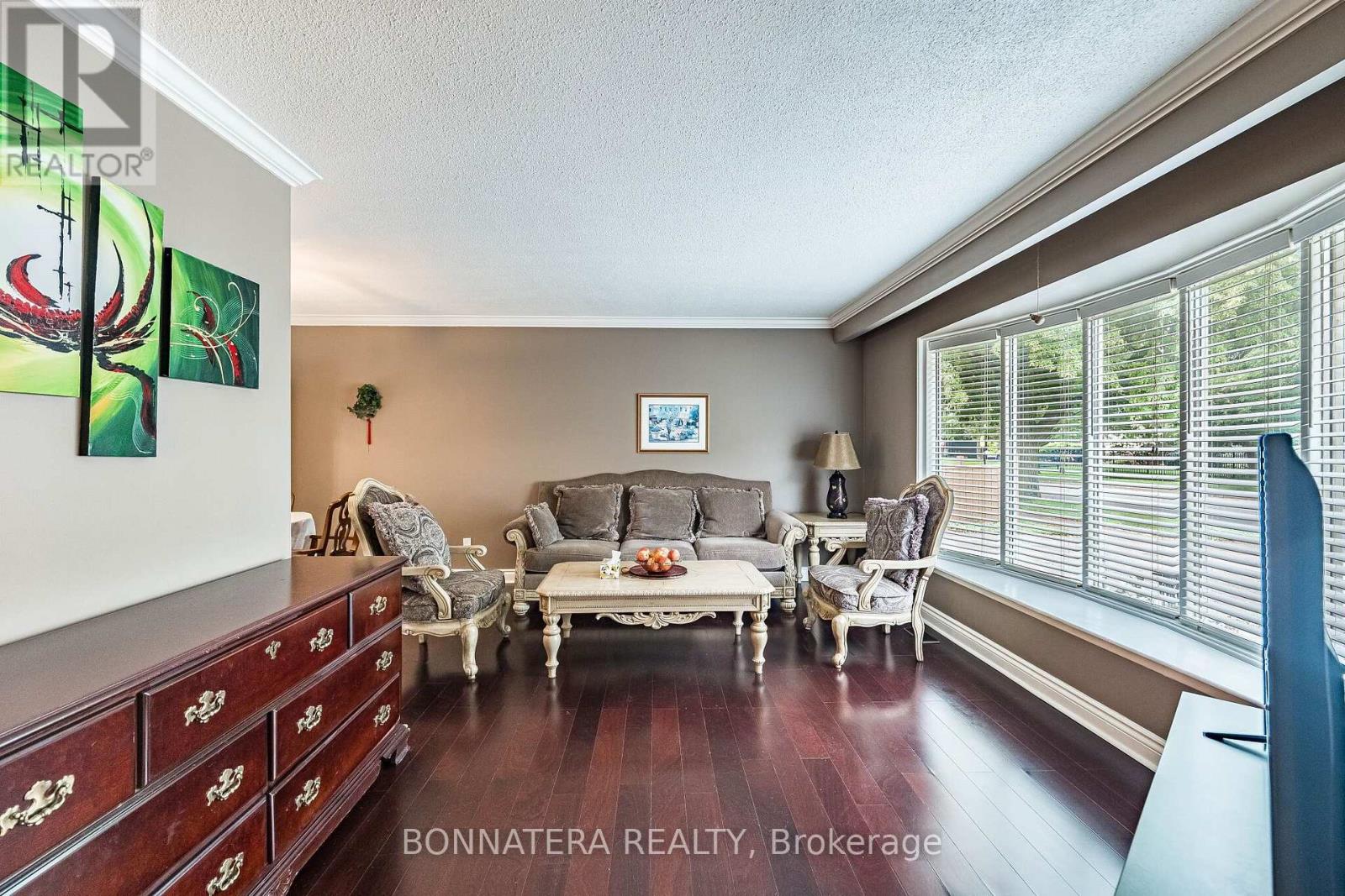 1324 Aldridge Crescent, Burlington, Ontario  L7M 1J1 - Photo 7 - W13667298