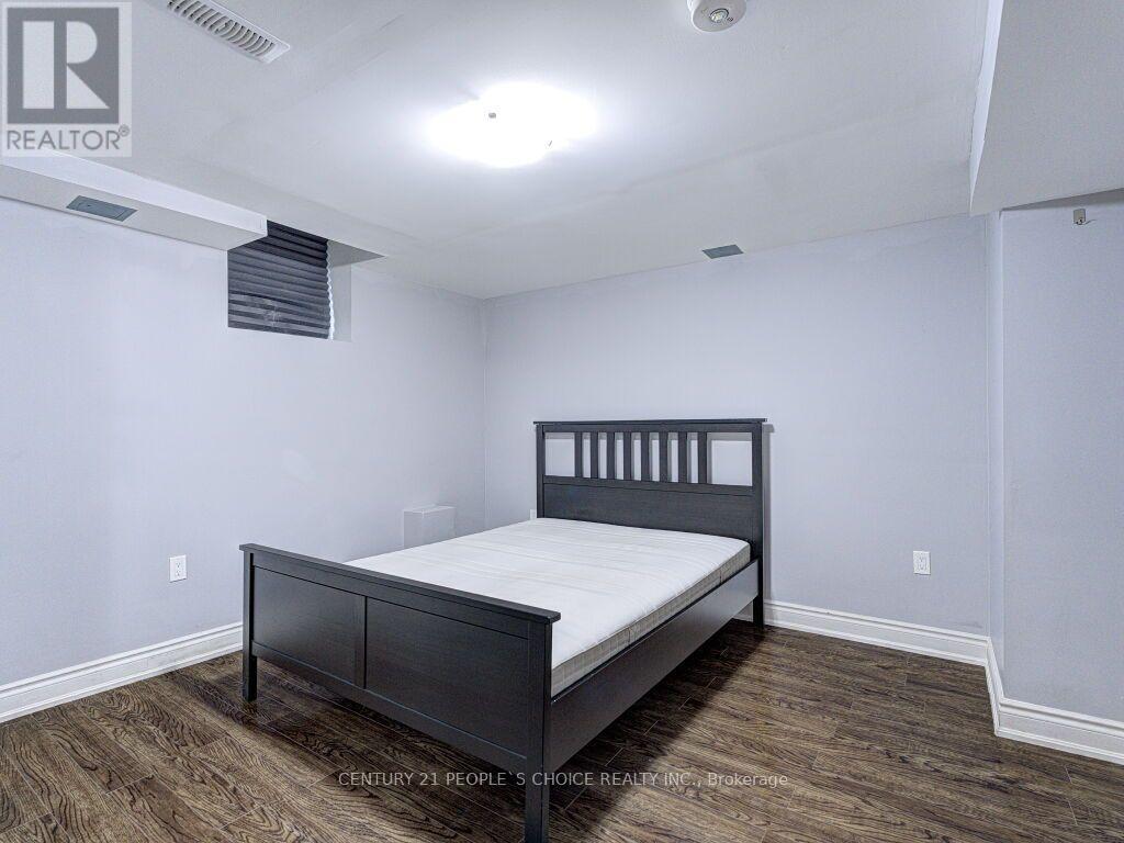 Bsmt - 5965 River Grove Avenue, Mississauga, Ontario  L5M 4Z8 - Photo 13 - W13667324