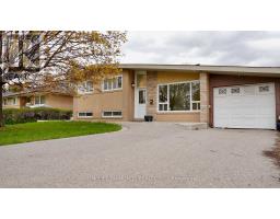 15 ATHLONE AVENUE, Brampton, Ontario