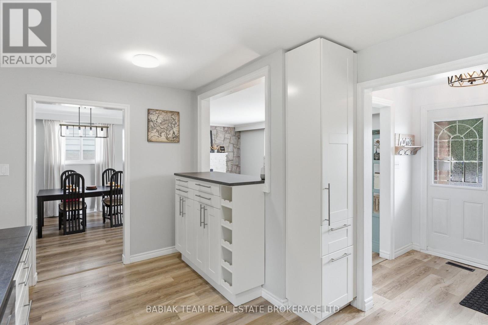 149 Mountainview Road S, Halton Hills, Ontario  L7G 4K4 - Photo 12 - W13667412