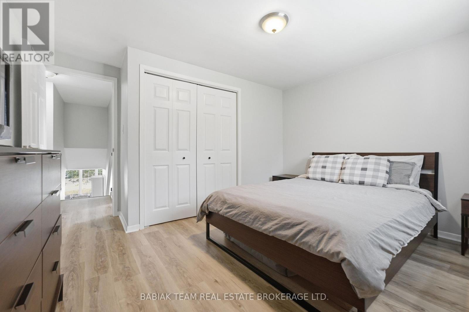 149 Mountainview Road S, Halton Hills, Ontario  L7G 4K4 - Photo 15 - W13667412