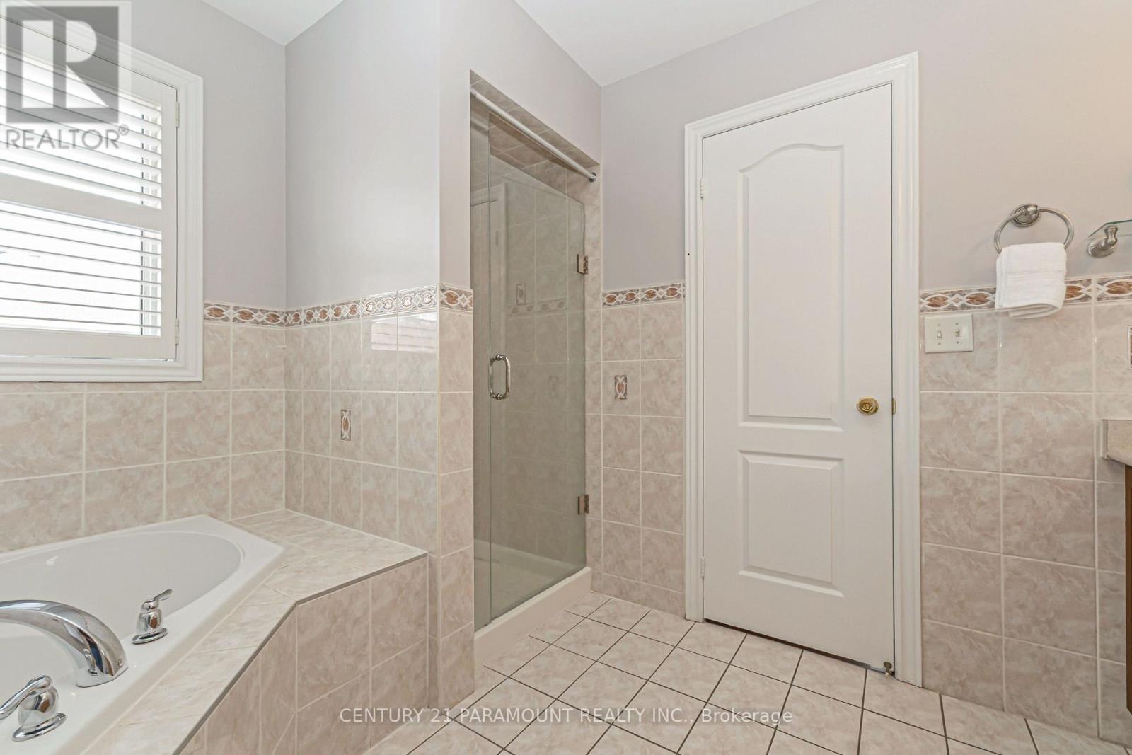 56 Dovehaven Crescent, Brampton, Ontario  L6P 2N8 - Photo 18 - W13667446