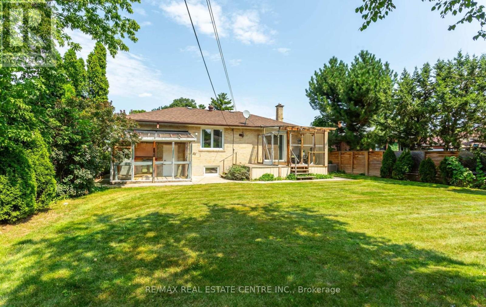 3518 The Credit Woodlands, Mississauga, Ontario  L5C 2X6 - Photo 36 - W13667482