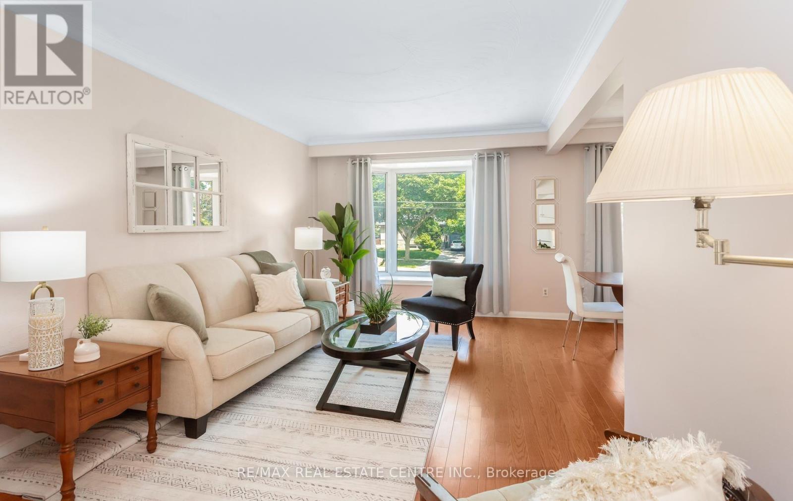 3518 The Credit Woodlands, Mississauga, Ontario  L5C 2X6 - Photo 6 - W13667482