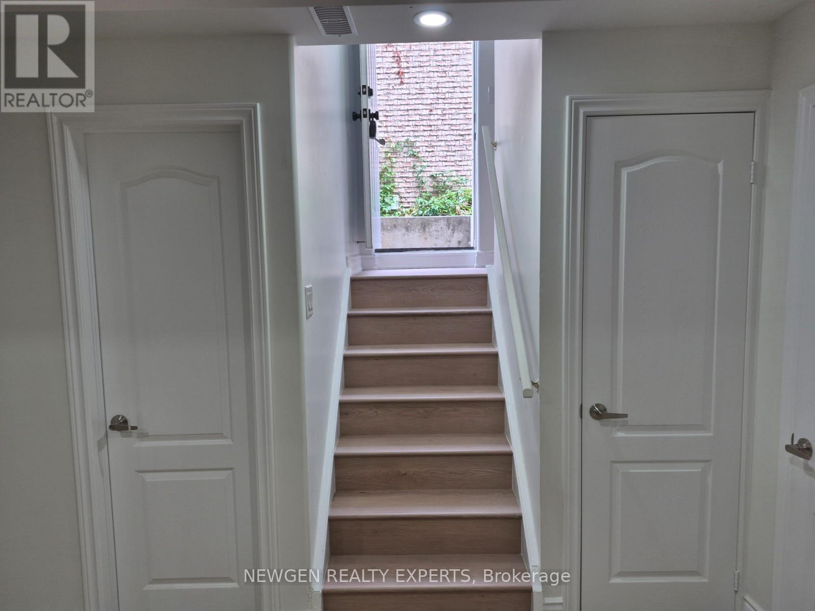 (Legal Basement) - 2878 Rainwater Drive, Mississauga, Ontario  L5N 6K9 - Photo 4 - W13667484