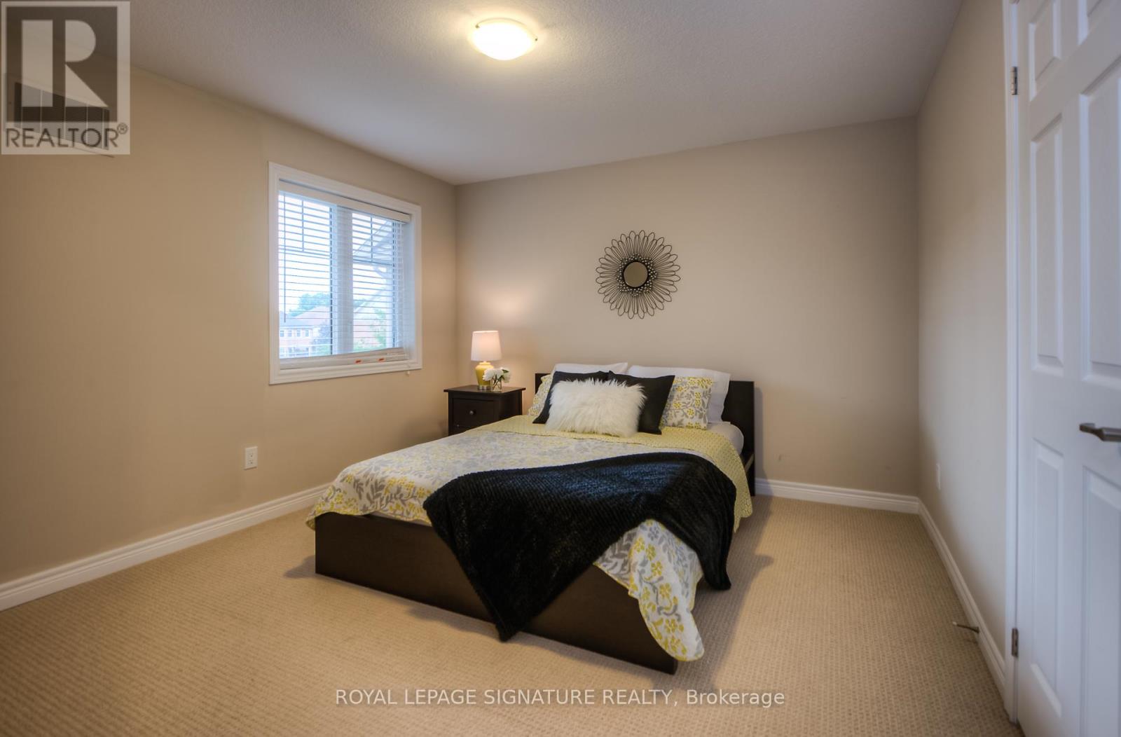 102 Coopershawk Street, Kitchener, Ontario N2K 4J8 - Photo 11 - X13667262